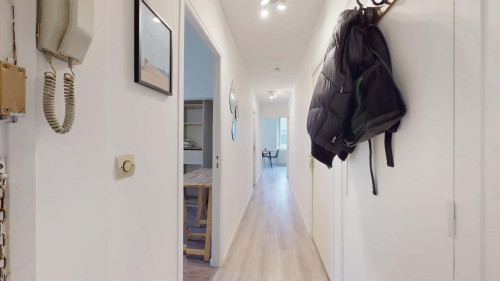 Room in Rue de la Halle, Roubaix for 71 m² with 3 bedrooms