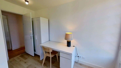 Room in Rue Calixte Camelle, Talence for 178 m² with 10 bedrooms - Gallery - 22