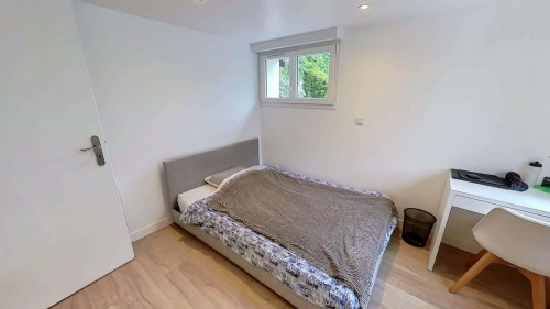 Apartment in Rue Calixte Camelle, Talence for 29 m² with 2 bedrooms - Gallery - 9
