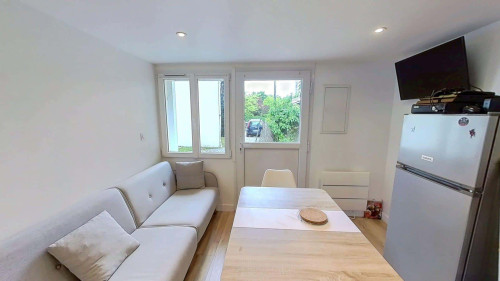 Apartment in Rue Calixte Camelle, Talence for 29 m² with 2 bedrooms - Gallery - 19