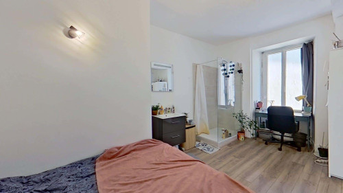 Room in Rue Saunière, Valence for 161 m² with 7 bedrooms - Gallery - 13
