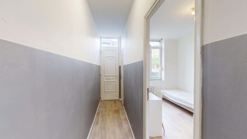 Room in Rue du Halot, Tourcoing for 99 m² with 5 bedrooms - Gallery - 7