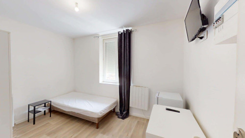 Room in Rue du Halot, Tourcoing for 99 m² with 5 bedrooms - Gallery - 11