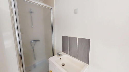 Room in Rue du Halot, Tourcoing for 99 m² with 5 bedrooms - Gallery - 16