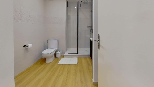 Room in Avenue Aristide Briand, Toulon for 67 m² with 3 bedrooms - Gallery - 13
