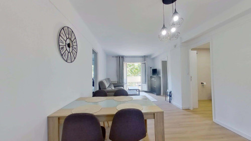 Room in Avenue Aristide Briand, Toulon for 67 m² with 3 bedrooms - Gallery - 15