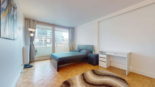 Room in Square Henri Regnault, Courbevoie for 84 m² with 4 bedrooms - Gallery - 20