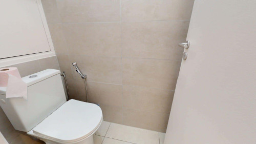 Room in Square Henri Regnault, Courbevoie for 84 m² with 4 bedrooms