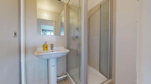 Room in Square Henri Regnault, Courbevoie for 84 m² with 4 bedrooms - Gallery - 8