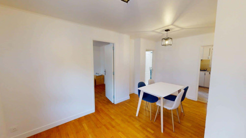 Room in Rue de Picardie, Sartrouville for 77 m² with 4 bedrooms