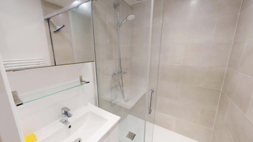 Room in Rue de Picardie, Sartrouville for 77 m² with 4 bedrooms - Gallery - 8