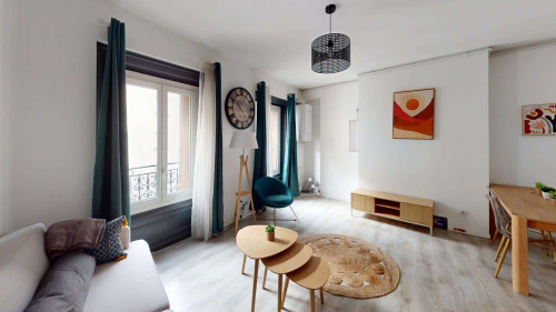 Room in Rue Pierre et Marie Curie, Saint-Étienne for 86 m² with 3 bedrooms - Gallery - 6