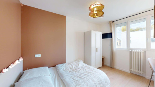 Chambre 1 - COURS SAINT LAUD B