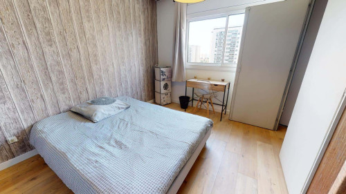 Room in Avenue Maurice Thorez, Vénissieux for 89 m² with 4 bedrooms - Gallery - 11