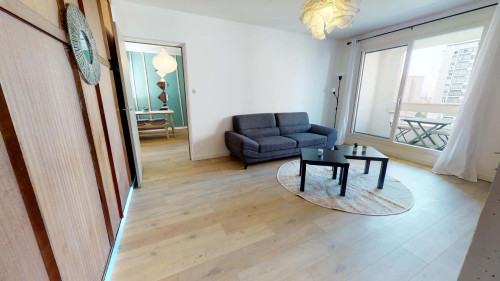 Room in Avenue Maurice Thorez, Vénissieux for 89 m² with 4 bedrooms