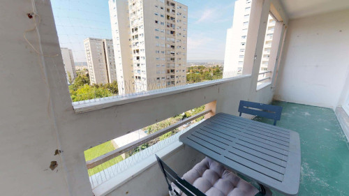 Room in Avenue Maurice Thorez, Vénissieux for 89 m² with 4 bedrooms - Gallery - 15