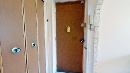 Room in Avenue Jacques Duclos, Vénissieux for 66 m² with 3 bedrooms