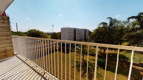 Room in Avenue Jacques Duclos, Vénissieux for 66 m² with 3 bedrooms - Gallery - 16