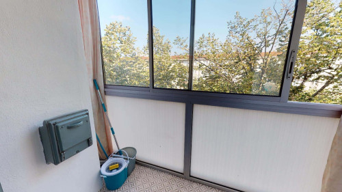 Room in Avenue Jacques Duclos, Vénissieux for 66 m² with 3 bedrooms - Gallery - 10