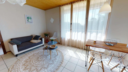 Room in Avenue Jacques Duclos, Vénissieux for 66 m² with 3 bedrooms - Gallery - 5