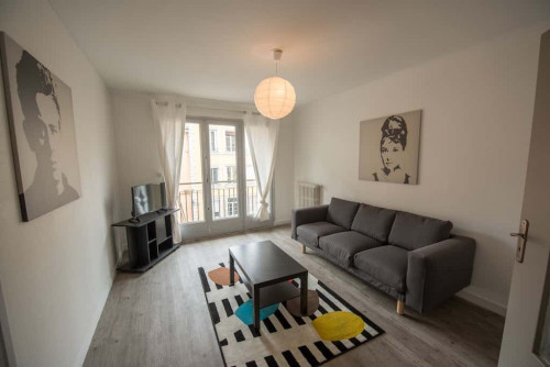 Room in Rue Charles de Gaulle, Saint-Étienne for 71 m² with 4 bedrooms - Gallery - 6