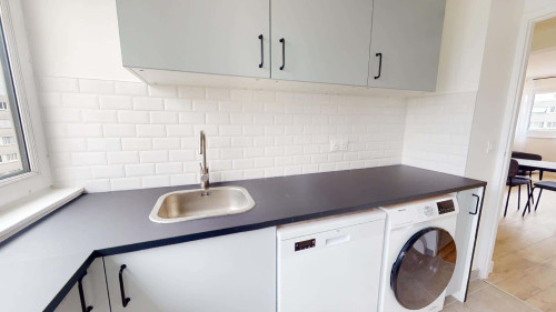 Room in Rue du Languedoc, Massy for 61 m² with 3 bedrooms - Gallery - 6
