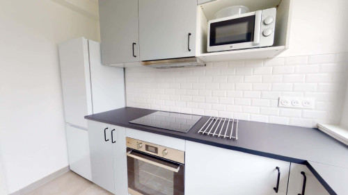 Room in Rue du Languedoc, Massy for 61 m² with 3 bedrooms - Gallery - 7