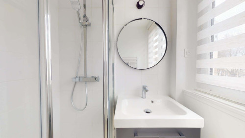 Room in Rue du Languedoc, Massy for 61 m² with 3 bedrooms - Gallery - 10