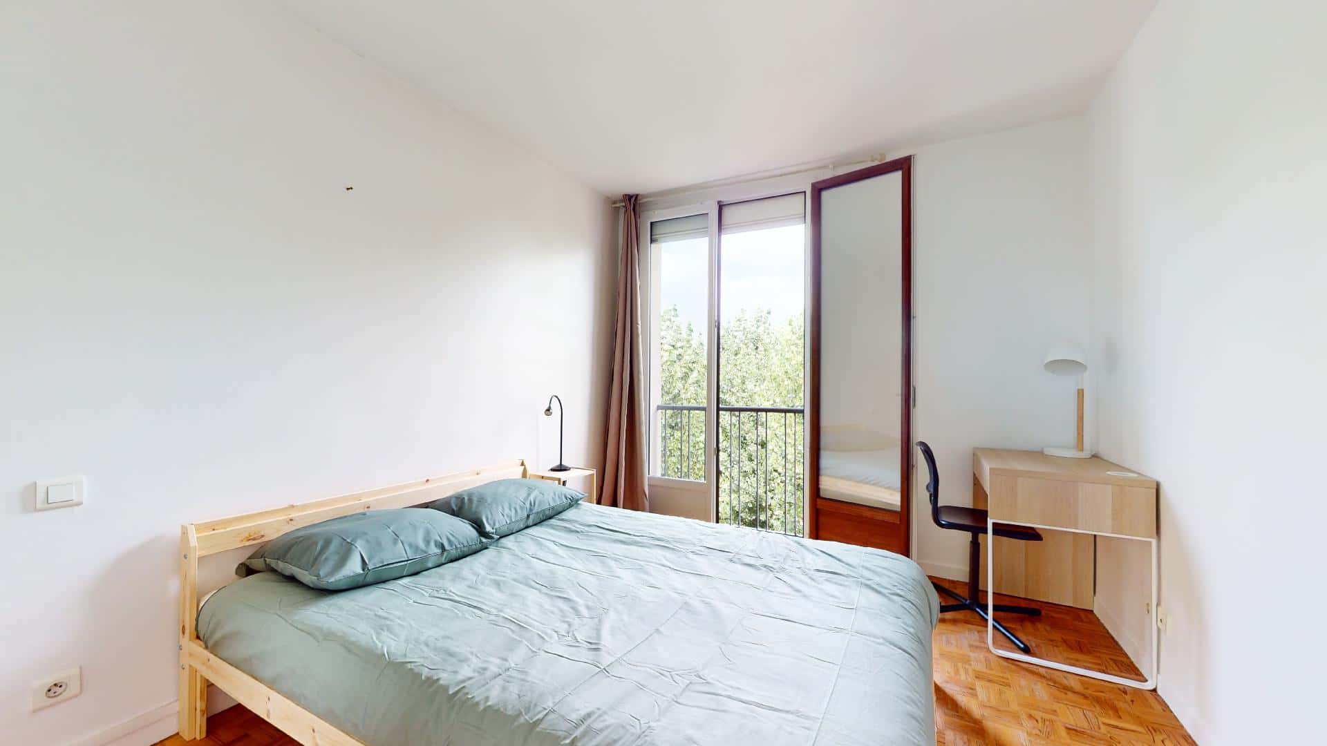 Room In Avenue Léon Blum, Pessac For 67 M² With 4 Bedrooms - 1