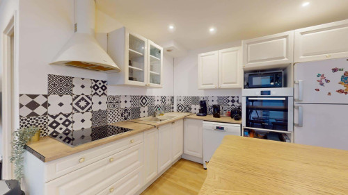 Room in Place du Bois, Orléans for 101 m² with 5 bedrooms - Gallery - 5