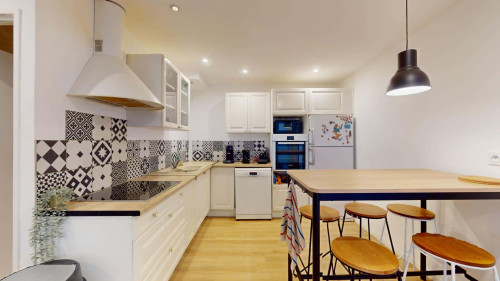 Room in Place du Bois, Orléans for 101 m² with 5 bedrooms - Gallery - 6