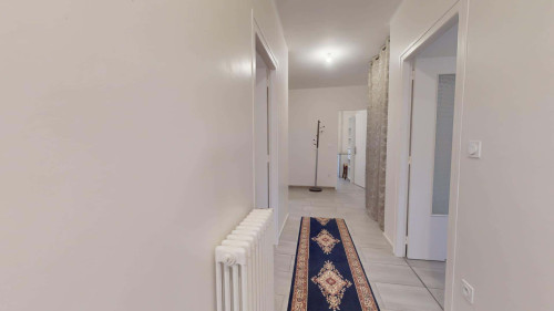 Room in Rue Président Salvador Allende, Vénissieux for 80 m² with 3 bedrooms - Gallery - 10