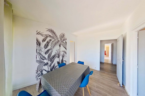 Room in Rue de Provence, Poitiers for 88 m² with 4 bedrooms - Gallery - 9