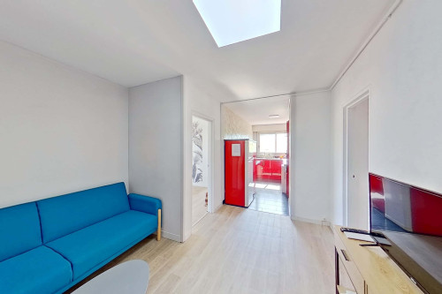 Room in Rue de Provence, Poitiers for 88 m² with 4 bedrooms