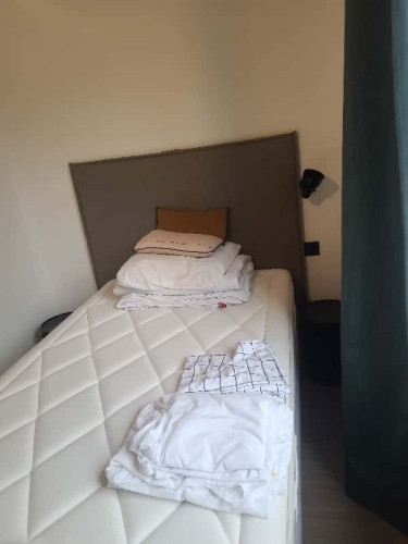 Room in Avenue du Progrès, Vitry-sur-Seine for 290 m² with 11 bedrooms