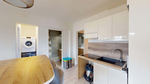 Room in Rue Jean-Baptiste Charcot, Annemasse for 75 m² with 3 bedrooms - Gallery - 11