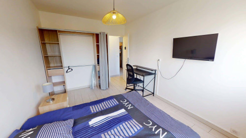 Room in Rue Jean-Baptiste Charcot, Annemasse for 75 m² with 3 bedrooms - Gallery - 18