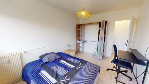 Room in Rue Jean-Baptiste Charcot, Annemasse for 75 m² with 3 bedrooms - Gallery - 20