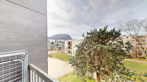 Room in Rue Jean-Baptiste Charcot, Annemasse for 75 m² with 3 bedrooms - Gallery - 10