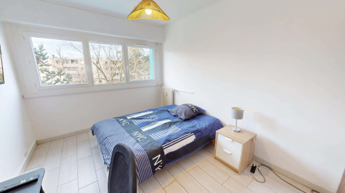 Room in Rue Jean-Baptiste Charcot, Annemasse for 75 m² with 3 bedrooms - Gallery - 19