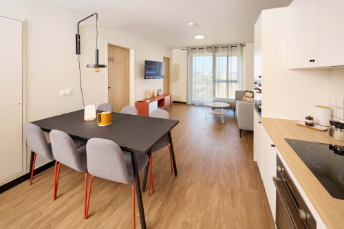Private Room in a Fully Equipped Shared Apartment- Long Stay - Gallery - 7