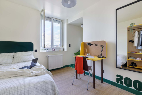 Chambre M simple meublée - Résidence Solférino