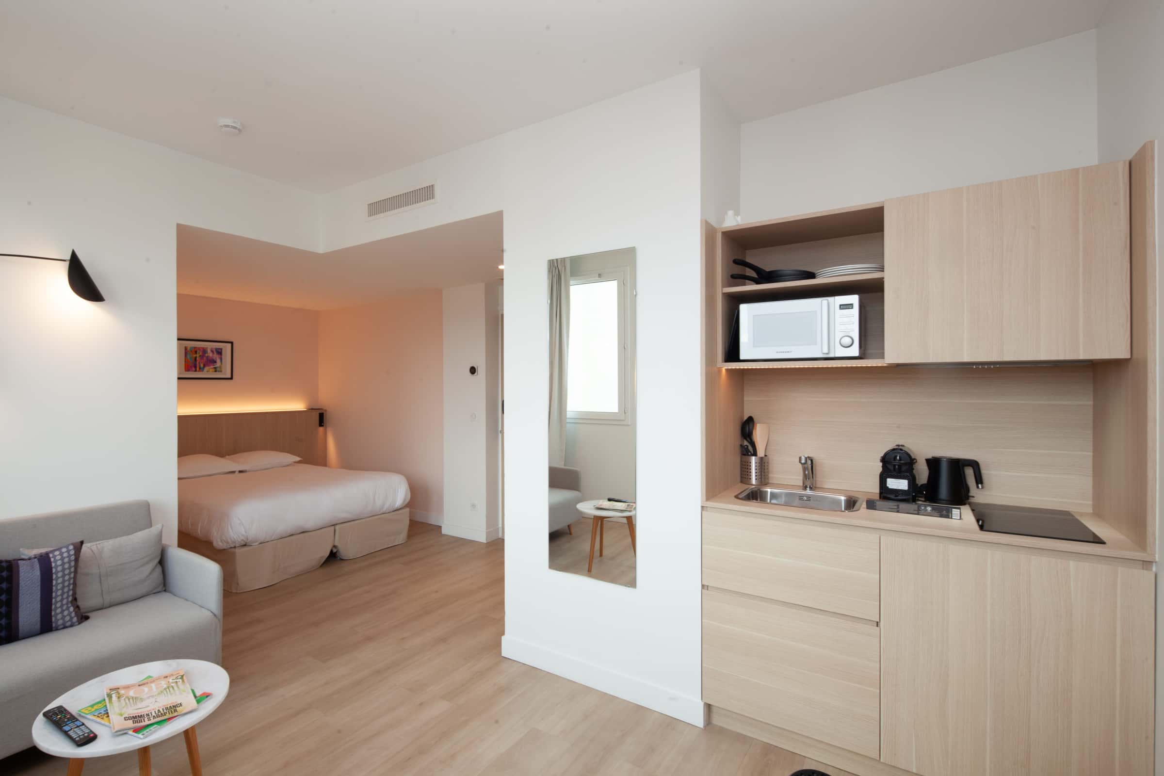 Suite Exécutive - Côté Jardin - Résidence D'Issy-Les-Moulineaux - 1