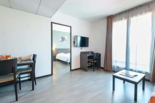 Apartment in Allée Boissy d'Anglas, Nîmes for 35 m² with 1 bedroom - Gallery - 6