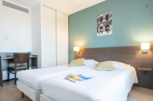 Apartment in Allée Boissy d'Anglas, Nîmes for 19 m²