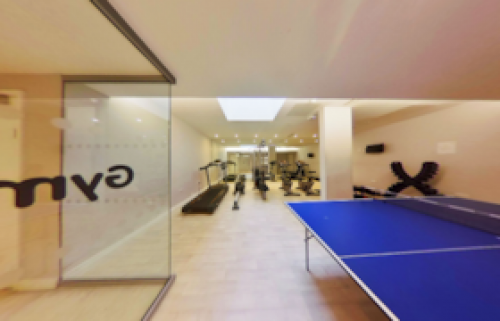 Torquay House - Entertainment