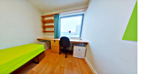 Friendship House - Gallery - 17