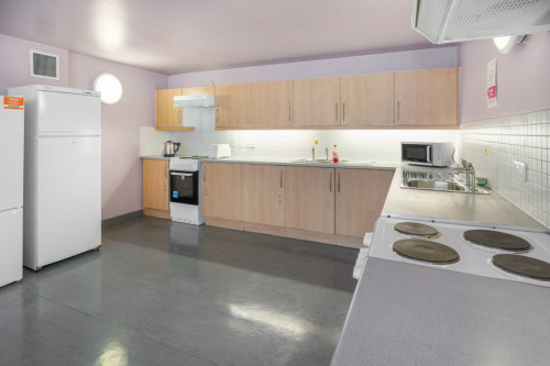 Friendship House - Gallery - 14