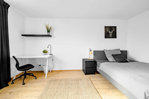 Linkstraße 31 - 7. OG / Zimmer 3