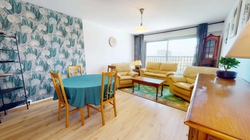 Room in Avenue Marcel Cachin, Vénissieux for 95 m² with 6 bedrooms - Gallery - 12